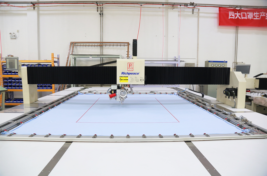 富怡旋轉(zhuǎn)機(jī)頭全自動(dòng)縫紉機(jī)(曲折縫)