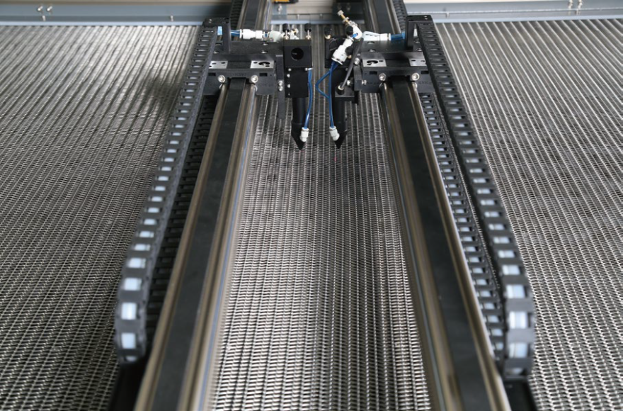 富怡雙橫梁異步全自動送料激光雕刻切割機