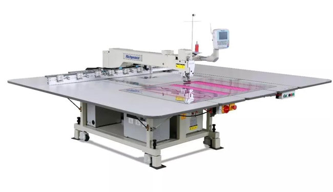 富怡眾多新產品，高調亮相青島縫機展