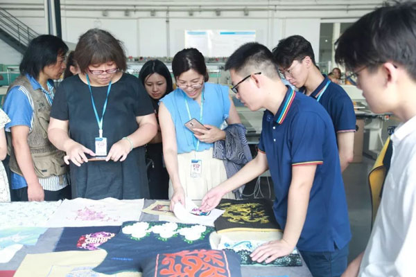 了解繡花機打版成品 了解繡花機打版成品