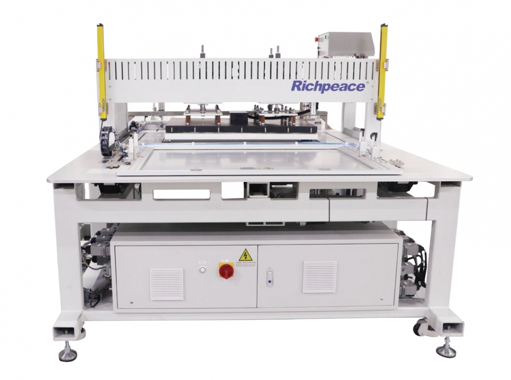 富怡全自動沖、復、縫、繡生產線 富怡全自動沖、復、縫、繡生產線